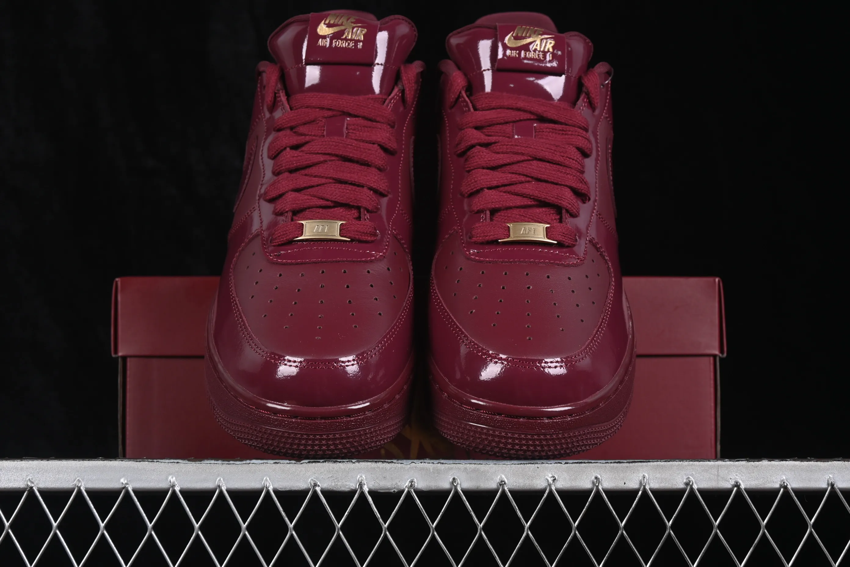 All categories Nk Air Force 1 Air Force series Nk Air Force 1 Low Air Force low-top C version Central Cee x Nike Air Force 1 Low "Dark Beetroot" joint model Air Force low-top casual sneakers IO9970-638